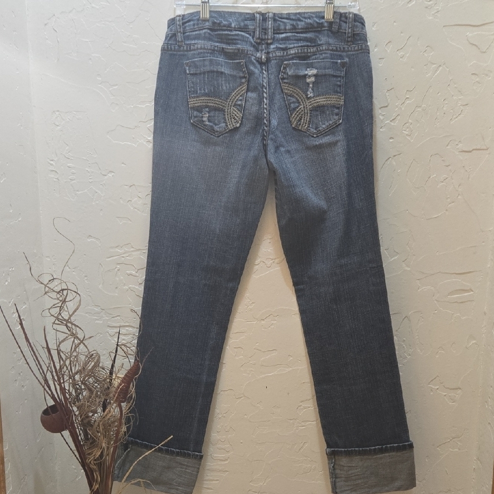 3/$10 Zana Di Blue Low Rise Cuffed Ankle Jeans - Picture 3 of 8